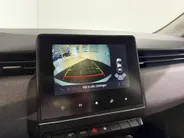 Renault Clio 90PK TCe GPF Evolution | DEMO | Navi | Camera | Apple CarPlay/Android Auto | Parkeersensoren | Airco | Licht & Regen Sensor | Cruise Control | Full LED | Digital Cockpit |