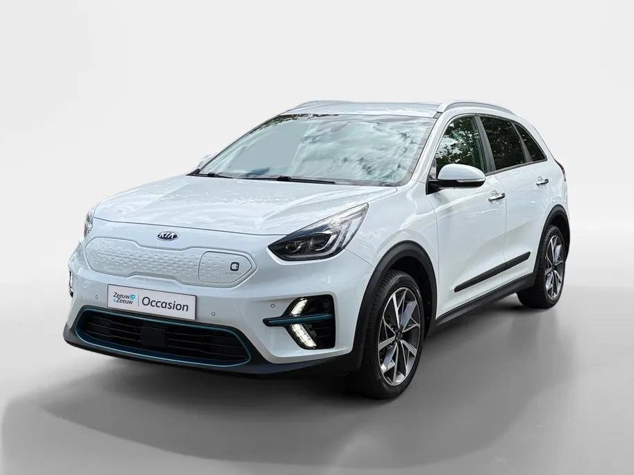 Kia e-Niro ExecutiveLine 64 kWh | Cruise Control | Climate Control | Camera | Navigatie | Stoelverwarming | Stoelventilatie | Stuurverwarming |