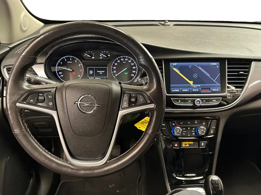Opel Mokka X 1.4 Turbo 120 Jaar Edition | All-Seasonbanden | Apple Carplay / Android Auto | Parkeersensoren Voor + Achter | Camera Achter | Lichtsensor | Cruise Control | 17' Lichtmetalen Velgen