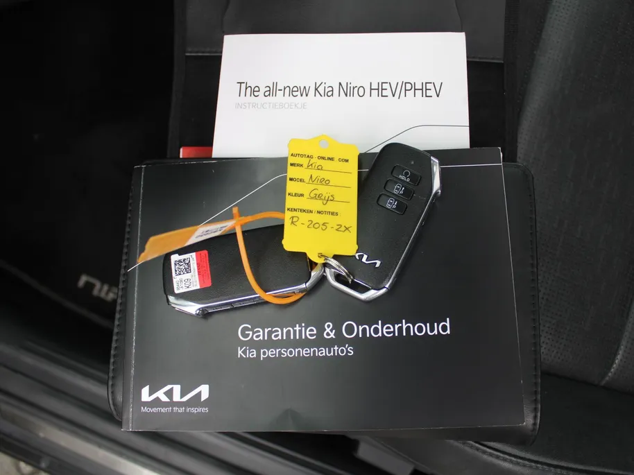 Kia Niro 1.6 GDi Hybrid ExecutiveLine | Automaat | Harman Kardon | Leder | Elek. Stoelverstelling met geheugen | Heads-up Display | Trekhaak | All season |