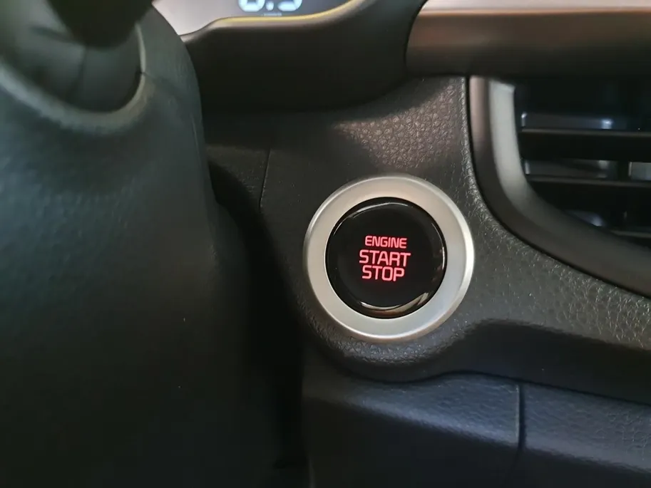 Kia Picanto 1.0 DPI ExecutiveLine | Stoel en stuurverwarming | Navigatie | Camera | Keyless met startknop | Climate control | Cruise control | Getinte ramen achter |