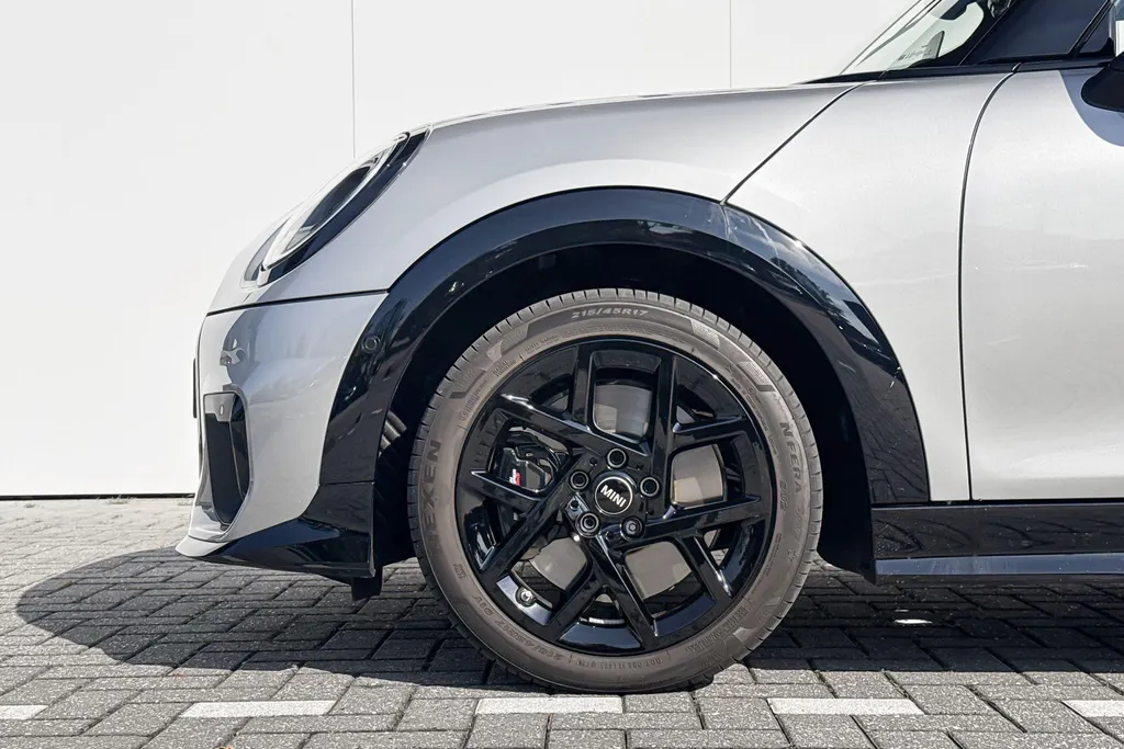 MINI Cooper 3-deurs 1.5 Cooper C John Cooper Works M