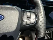 Ford Puma ST-Line | Stoel- stuur en voorruitverwarming | Trekhaak | Kantel / schuifdak | Adaptieve led koplampen | All weather banden