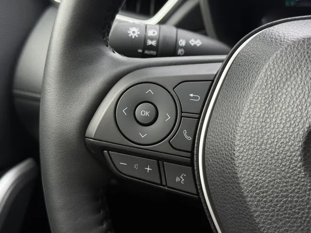 Toyota Corolla Cross Hybrid 140 Style | Panoramadak | Leer | PDC V+A
