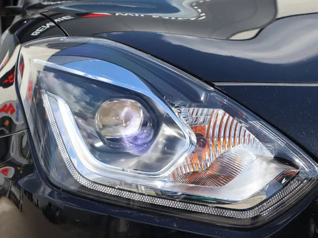 Suzuki Swift 1.2 Select Hybrid Adaptive Cruise | Carplay