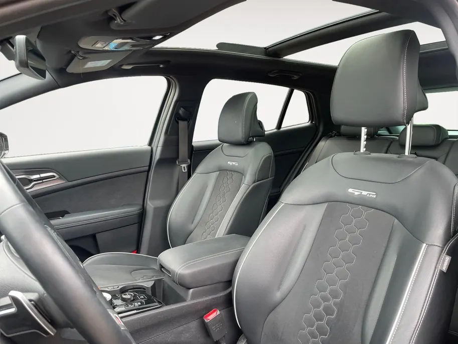 Kia Sportage 1.6 T-GDi Plug-in Hybrid AWD GT-Line | Panoramadak | Elektrische achterklep | PHEV