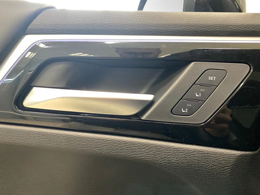 Mitsubishi Outlander 2.4 PHEV | BLACK EDITION | 4WD | AUTOMAAT |