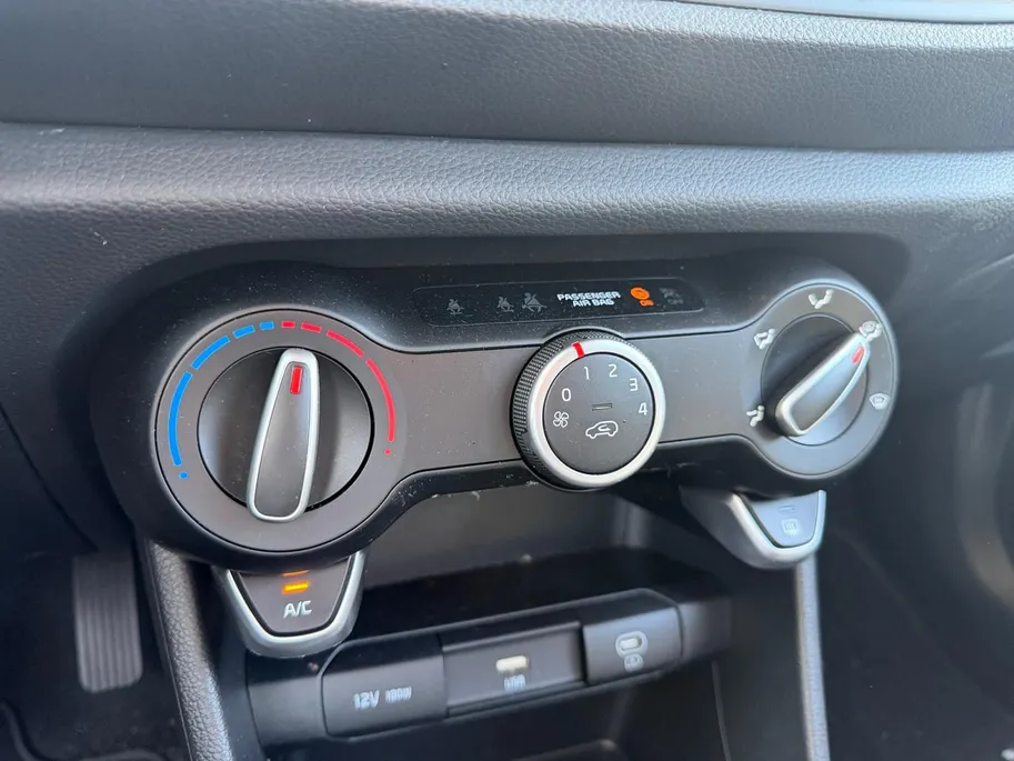 Kia Picanto 1.0 GDi DynamicPlusLine Zwarte logo's | Applearplay | Achteruitrijcamera | Zwart lichtmetaal | Airco |