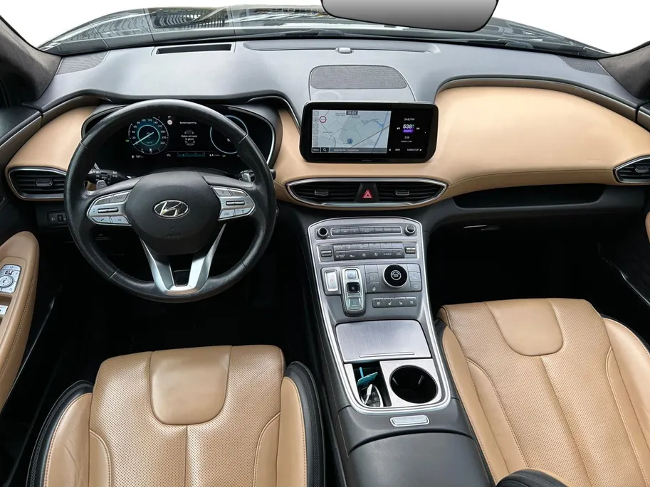 Hyundai Santa Fe 1.6 T-GDI HEV Premium Plus Sky 7p. | Zeer netjes | Vol opties! | Trekhaak | Incl. 12 maanden garantie, APK, Onderhoudsbeurt etc. Premiumpakket gratis! |