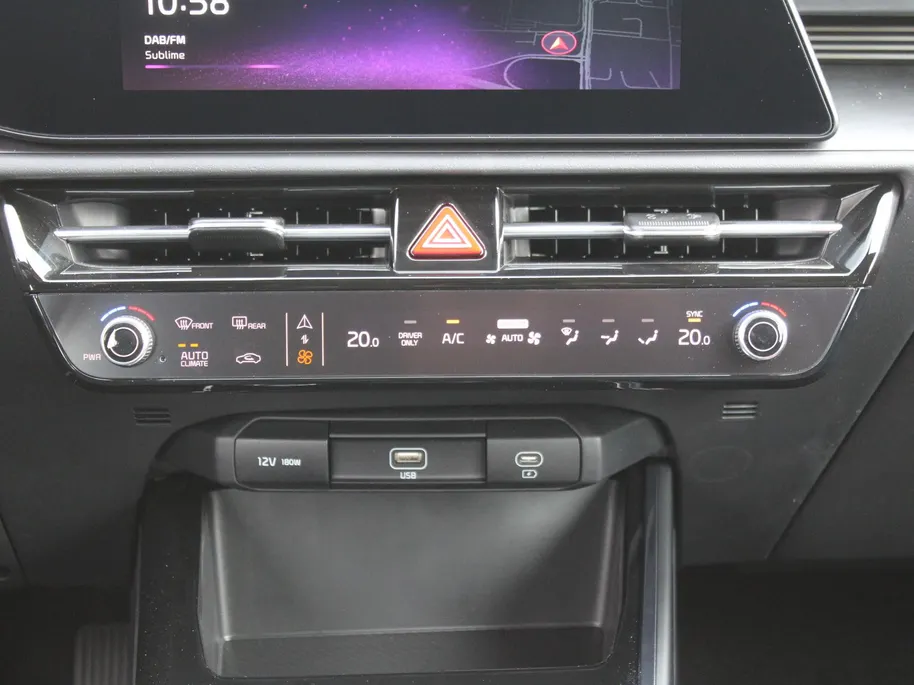 Kia Niro 1.6 GDi Hybrid DynamicLine | Camera | Cruise adapt. | Clima | 16' LM | Navi | Keyless | Apple Carplay/Android Auto |