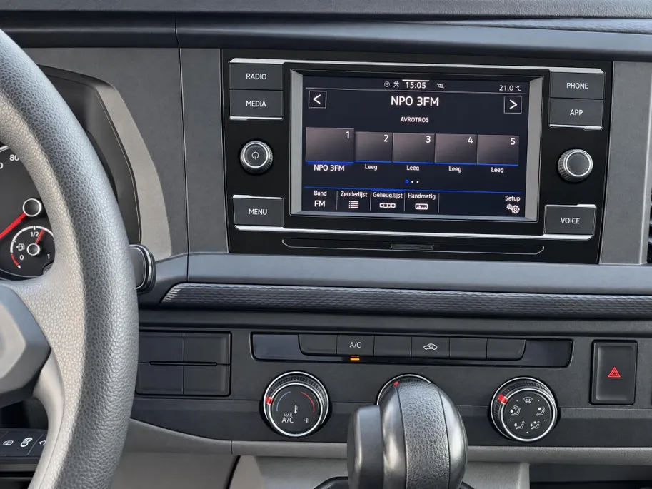 Volkswagen Bedrijfswagens Transporter 2.0TDi 150pk DSG L2 · Achteruitrijcamera · bijrijdersbank · automaat · Apple Carplay / Android Auto ·