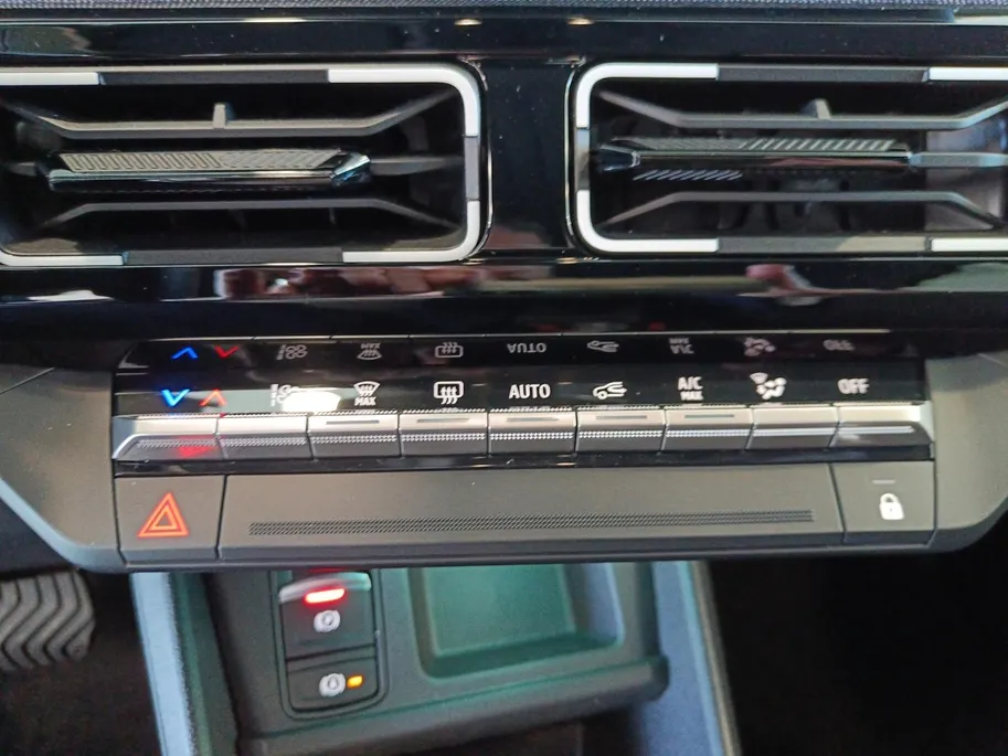 Renault 5 urban range techno 40 kWh Uit voorraad leverbaar op = op