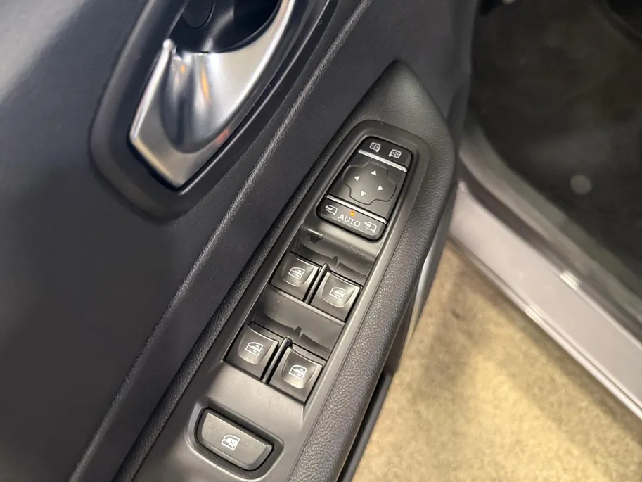 Renault Captur 0.9 TCe Intens *Navi+Camera*Parkeersensoren*Climate*Mooie Auto!