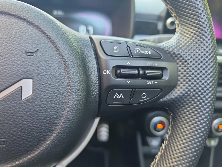 Kia Picanto 1.0 DPI GT-Line | Stoel + stuurverwarming | Lederen bekleding | Schuif/kanteldak | Navigatie | Parkeersensoren achter