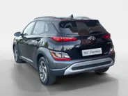 Hyundai Kona 1.6 GDI HEV Fashion Sky | Navigatie| Lichtmetalen velgen| Parkeersensoren| Schuif- kanteldak| Climate Controle| Adaptieve Cruise Controle| Dode hoeksensor|