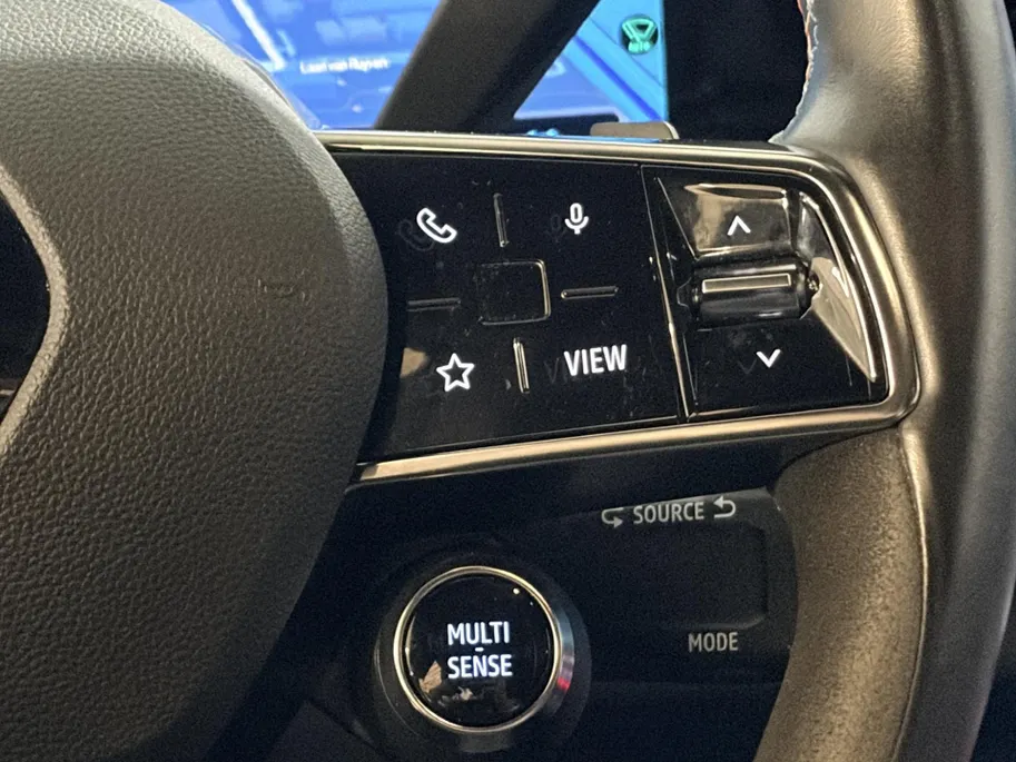 Renault Austral 200PK E-Tech hybrid Iconic Esprit Alpine Automaat | 1ste Eigenaar | 4-Control | Massagefunctie bestuurdersstoel | Voorruit Verwarming | Stoel & Stuurwiel Verwarming | 360 Camera | Parkeersensoren | Apple Carplay/Android Auto |