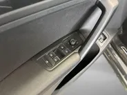 Volkswagen Tiguan 1.4 TSI 245pk DSG eHybrid Life Business · Panoramadak · 360 Camera · Inklap. Trekhaak · Head-Up Display · Dodehoeksensor · Parkeer Assistent ·