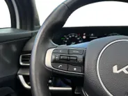 Kia Sportage 1.6 T-GDi Plug-in Hybrid AWD GT-Line Dealer onderhouden| Resterende fabrieksgarantie | Stoelverwarming + stuurverwarming | Schuifkanteldak |