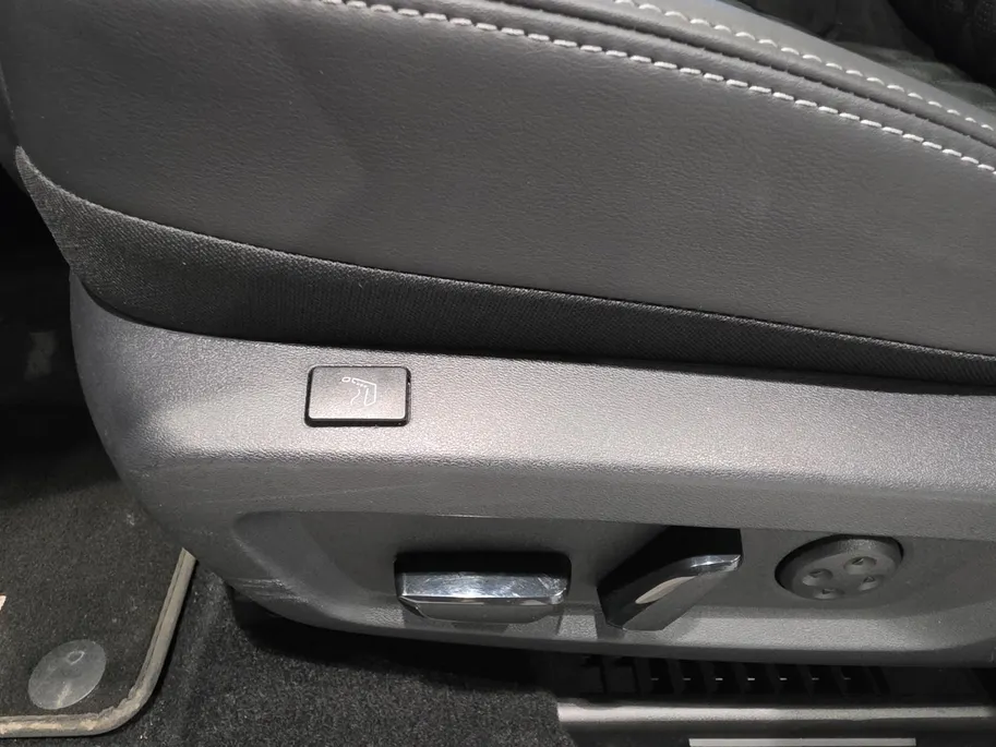 Nissan QASHQAI 1.3 MHEV Xtronic Tekna Plus | Full option! | Head-up display | Stoelmassage | Panorama dak | Elektrische achterklep | Elektrische stoelbediening