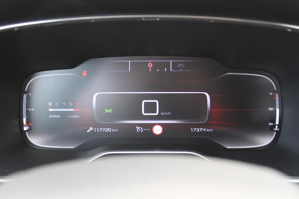 Citroën C5 Aircross 1.2 PureTech Business | 18' LM | Navi | Cruise | PDC | Camera |