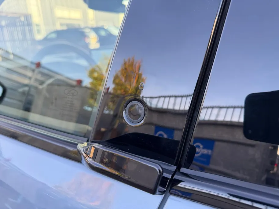 Ford Mustang Mach-E Standard RWD 73 kWh | Automaat | Pano dak | Adapt. Cruise control | BLIS | B&O audio | 360 graden camera | Parkeersensoren voor en achter | Elektr. achterklep | Fabrieksgarantie |