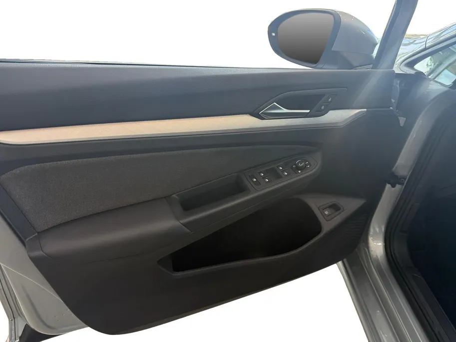Volkswagen Golf 1.5 eHybrid Life Edition 8.5 Facelift