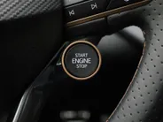 CUPRA Terramar 1.5TSIe-Hybrid 272PK VZ America s CUP · Panoramadak · Leder · 360°Camera + Parkeersensoren · Garantie t/m 26-06-2027