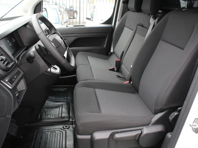 Toyota ProAce Electric Long Worker Challenger Extra Range L2 75 kWh | Cruise | Airco | Camera