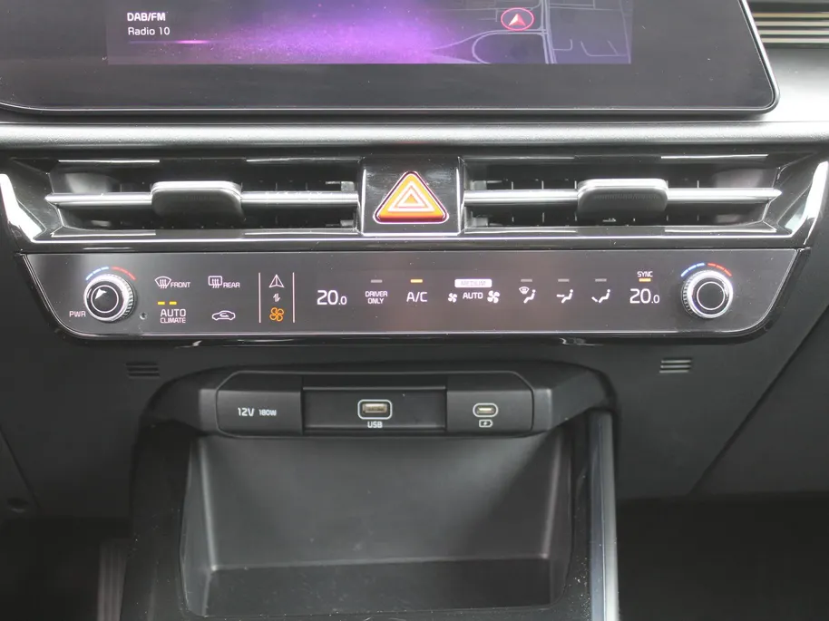 Kia Niro 1.6 GDi Hybrid DynamicLine | Airco | Navi | Cruise adapt. | Camera | PDC | 16'LM |