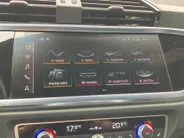 Audi Q3 Sportback 45 TFSI quattro 230pk S Edition · Panoramadak · Trekhaak · Apple/Android Car Play · Camera · Stoelverwarming · Adaptive Cruise Control ·