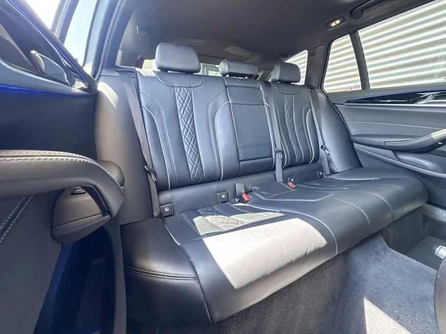 BMW 5 Serie Touring 540i xDrive High Executive