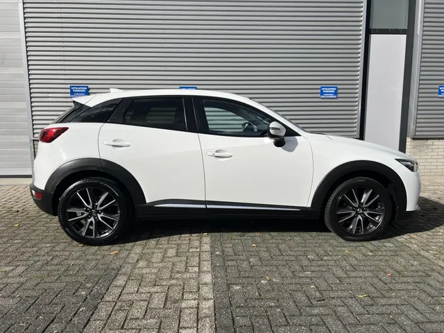 Mazda CX-3 2.0 SkyActiv-G 120 SkyLease GT | Trekhaak | Navigatie Full Map | Lederen Interieur | 18' LM Velgen | Head-up Display