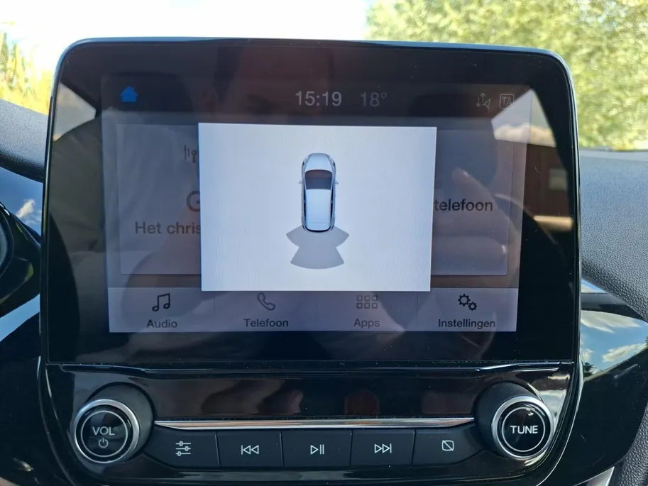 Ford Fiesta 1.0 EcoBoost Hybrid Titanium | Winterpack | Climate Control | Parkeersensoren | 15' Lichtmetaal | DAB+ | Cruisecontrol |