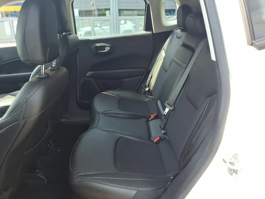 Jeep Compass 1.3T Night Eagle Liberty Edition Navigatie | Airco | PDC-Camera. 1 jaar Garantie