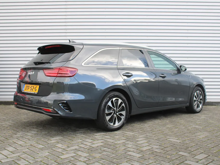 Kia Ceed Sportswagon 1.0 T-GDi Design Edition | Stuur-/stoelverwarming | Cruise | Camera | 16' LM | Dodehoekdetectie | JBL audio | LED | Elektr. achterklep |