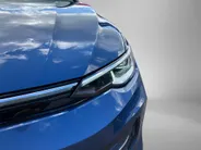 Volkswagen Golf Variant 1.5 eTSI 110KW/150PK DSG Life Edition · Trekhaak · Stoelverwarming · 360° camera + Parkeersensoren · Fabrieksgarantie t/m 28-10-2027 of 100.000KM