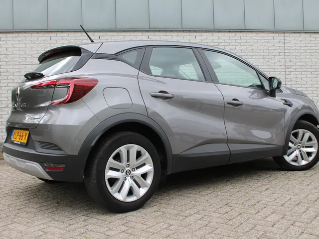 Renault Captur 1.6 E-Tech Hybrid 145 Zen | automaat | hybride | navigatie | achteruitrijcamera