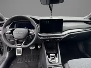 Škoda Octavia combi Sportline Business 1.5 TSI m-HEV 110 kW / 150 PK | Trekhaak wegklapbaar | Panoramisch schuif/kanteldak | 1.000,- inruilbonus!!