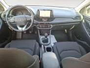 Hyundai i30 Wagon 1.0 T-GDI Comfort | Navigatie | Cruise | NU Rijklaarprijs! Incl.12 Maanden, APK, Onderhoudsbeurt etc! Premiumpakket gratis!