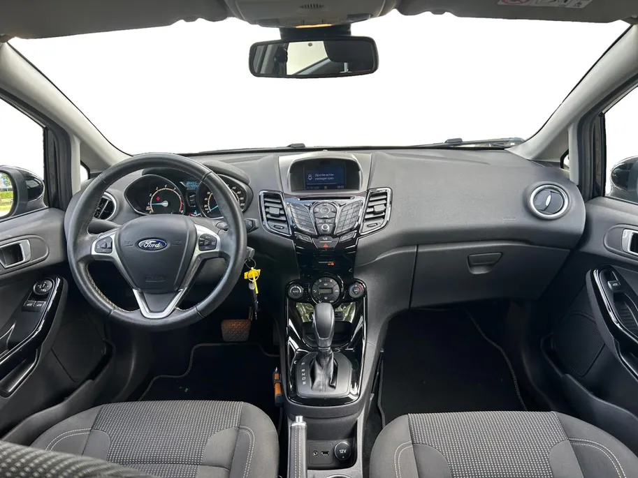 Ford Fiesta 1.0 EcoBoost Titanium |Automaat| Navigatie| Voorruitverwarming| lichtmetalen velgen 16'| 12 maanden Bovag garantie|