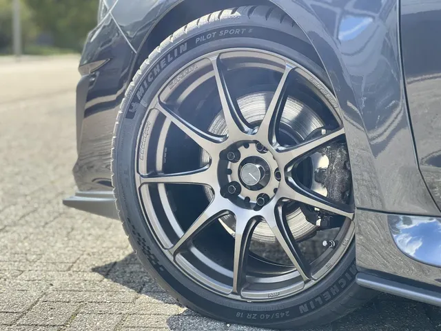 Subaru Levorg 1.6 GT-S premium Automaat | STi Pakket | Apple Carplay & Android Auto | Donkere Logo's | Zeer Nette Auto!!!