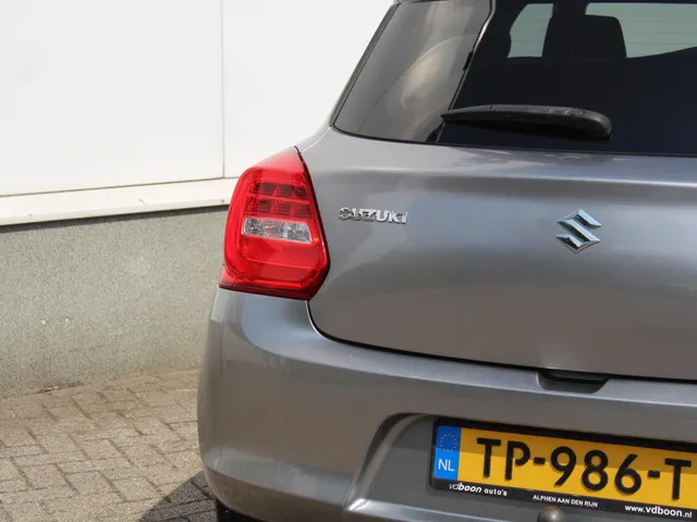 Suzuki Swift 1.2 Stijl Smart Hybrid | Navi | Cruise | Clima | Camera | Trekhaak