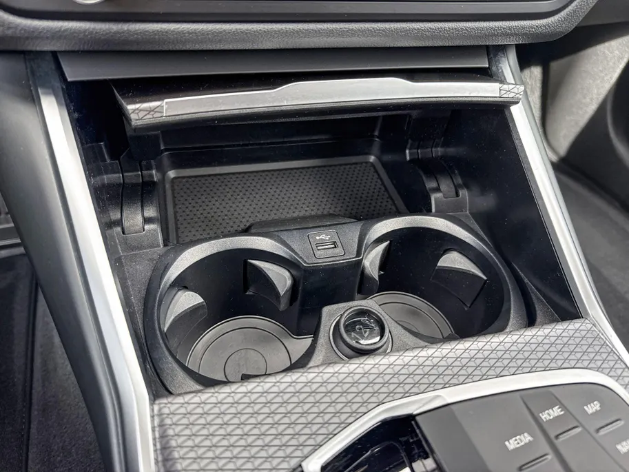 BMW 3 Serie Touring 330i xDrive