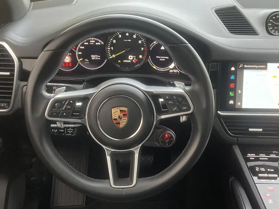 Porsche Cayenne 3.0 E-Hybrid 340KW met Panoramadak