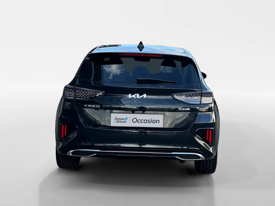 Kia Ceed 1.0 T-GDi GT-Line | Panorama schuifdak | Navigatie | Camera | Apple Carplay / Android auto | Stoelverwarming/ Stuurverwarming | Cruise control | Lichtmetalen Velgen |