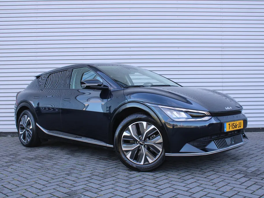 Kia EV6 Plus 77.4 kWh | Stuur-/stoelverwarming + ventilatie | Elektr. stoelverstelling + achterklep | Leer | Warmtepomp | 19' LM | Camera | LED |