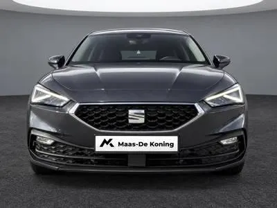 SEAT Leon Sportstourer Style Business Intense 1.5 eTSI 115 PK Station | Matrix verlichting | Metallic Lak | Herwaardering!!