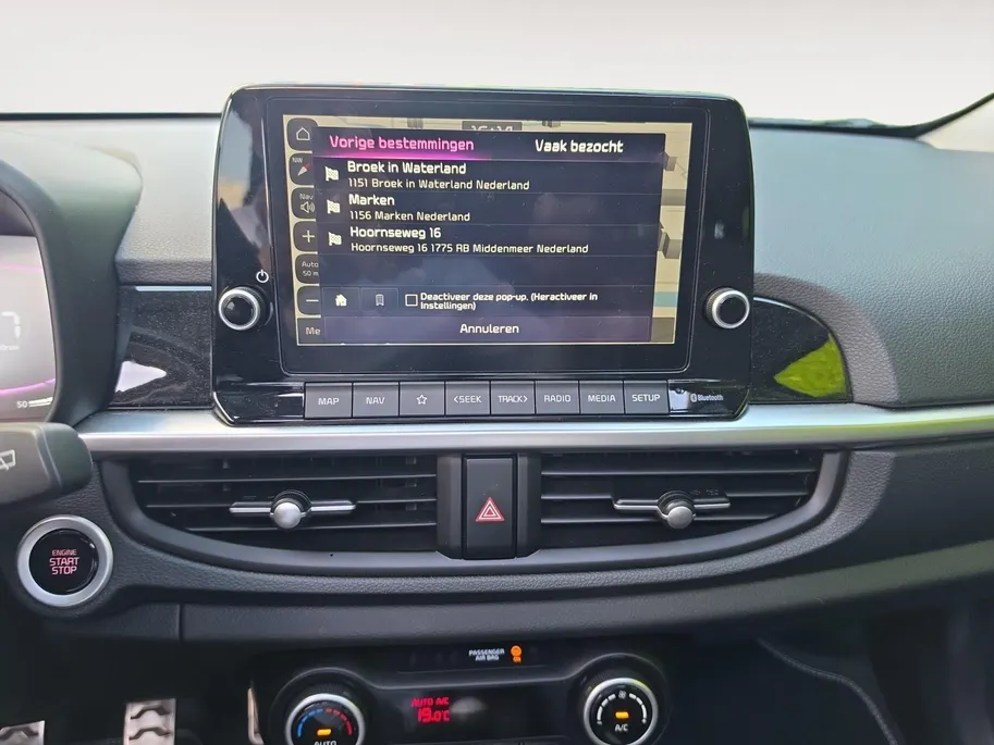 Kia Picanto 1.0 DPI GT-Line | Stoel + stuurverwarming | Lederen bekleding | Schuif/kanteldak | Navigatie | Parkeersensoren achter