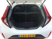 Toyota Aygo X 1.0 VVT-i MT Play | AIRCO | APPLE/ANDROID AUTO | CRUISE | CAMERA | E-CALL |