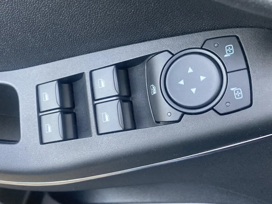 Ford Fiesta 1.0 EcoBoost 100 pk Titanium 5-deurs Apple Carplay/ Android Auto - Winter Pack - Cruise Control